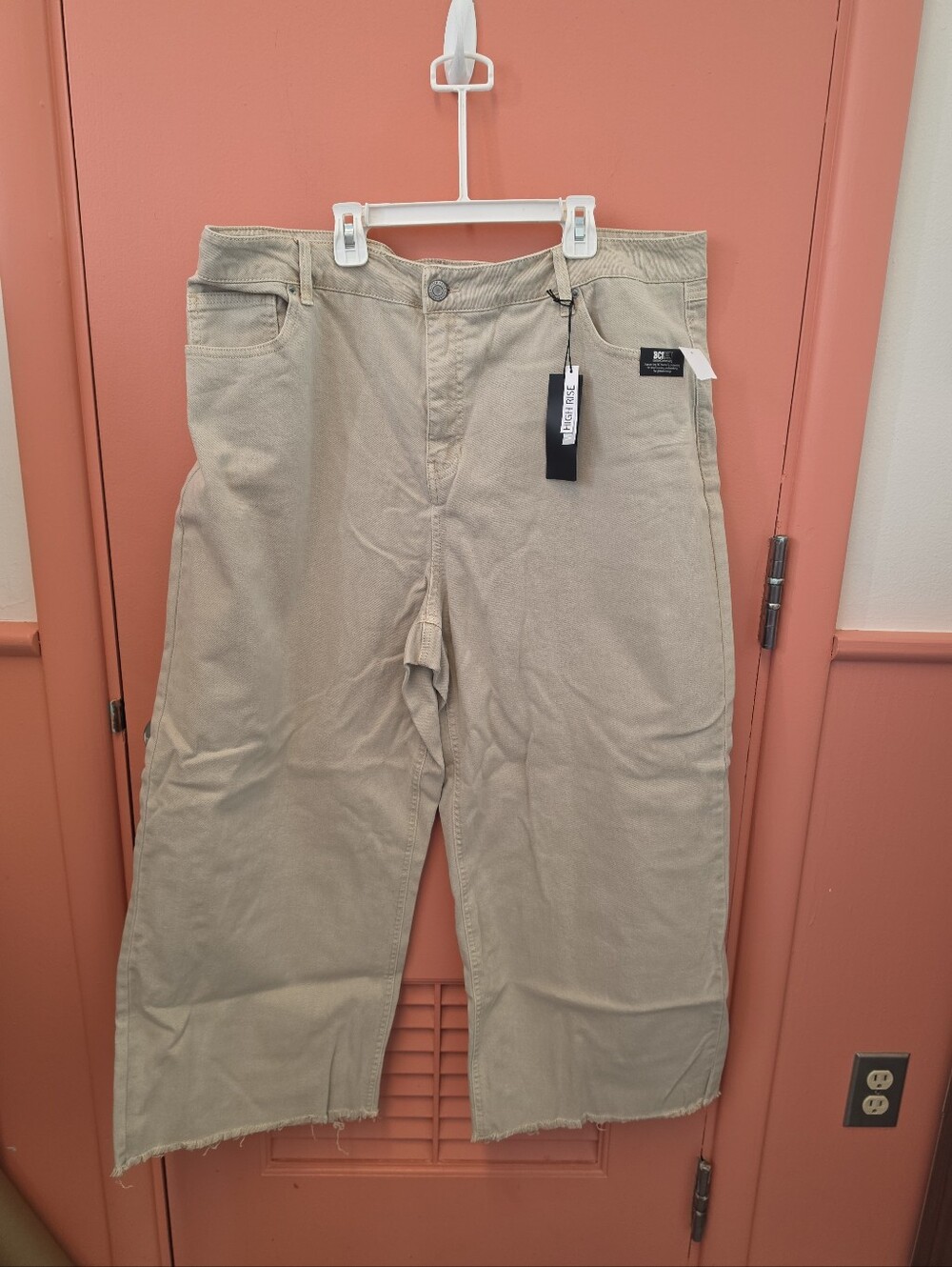NWT Stitch Star Women's Size 20 Khaki Tan Wide-Leg High Rise Denim Crop Pants